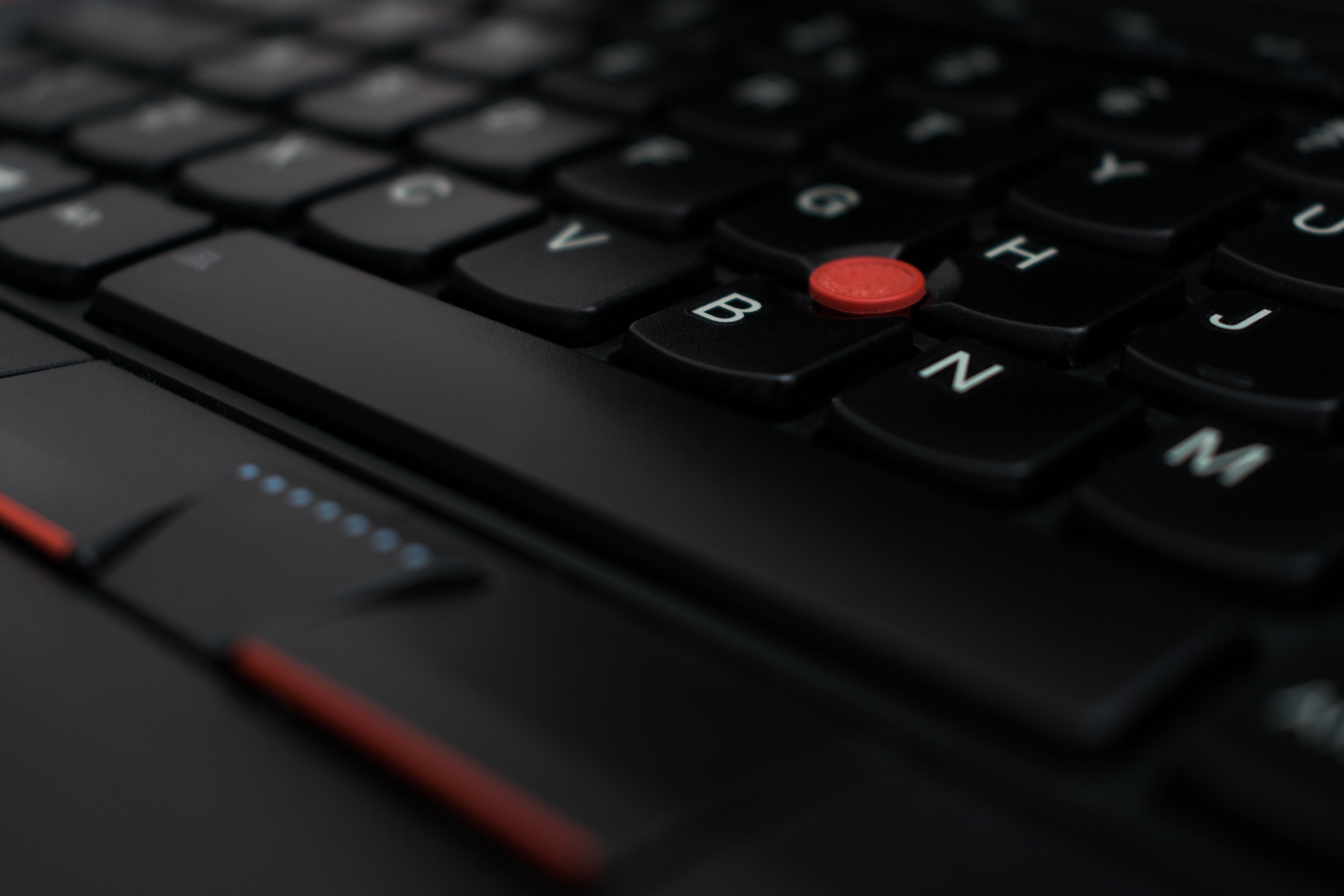 Panduan Lengkap Seri ThinkPad: Pilih yang Sesuai Kebutuhanmu